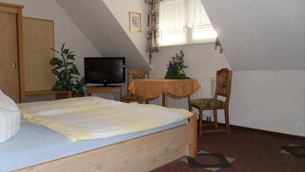 Hotel Garden Bautzen Room photo